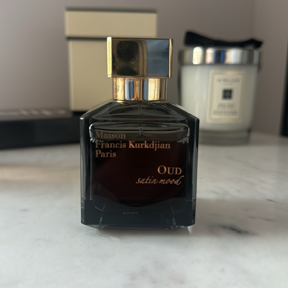 Maison
Francis Kurkdjian
Paris
OUD satin mood